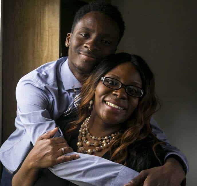 photo of Trevon and his mom